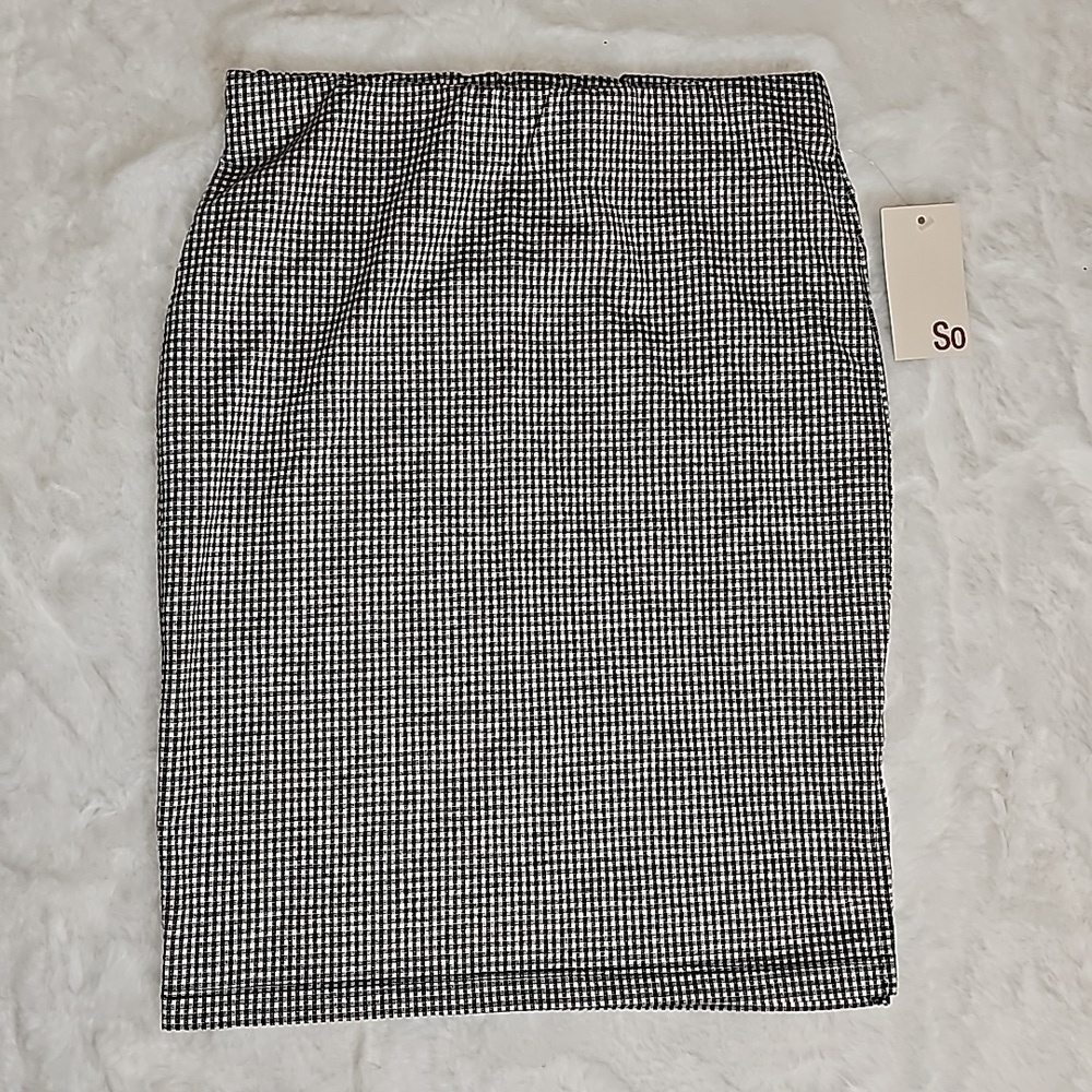 SO Womens size XS black white gingham style bodycon slit mini skirt NWT